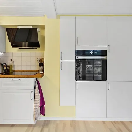 2 Bedroom Amazing In Oster Ulslev