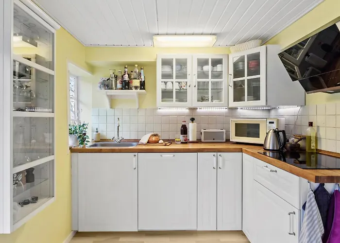 2 Bedroom Amazing In Oster Ulslev