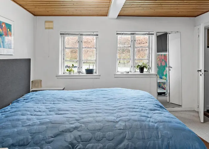 2 Bedroom Amazing In Feriehus