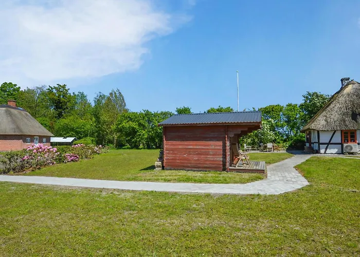 2 Bedroom Amazing In Feriehus *
